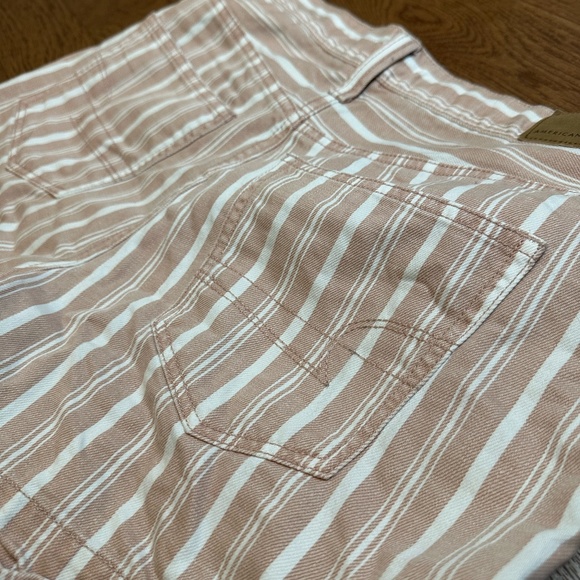 American Eagle Shorts - Picture 5 of 5